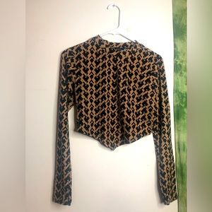 Lovely top! Great for a first date